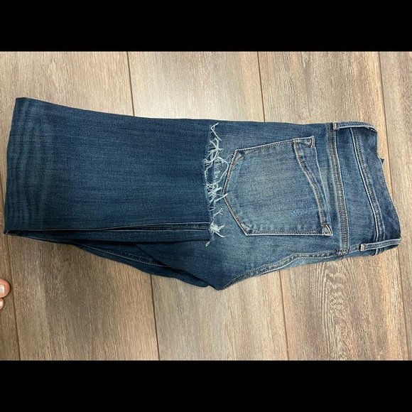 Express cropped skinny jeans! Super cute,comfy, and trendy - Picture 2 of 4